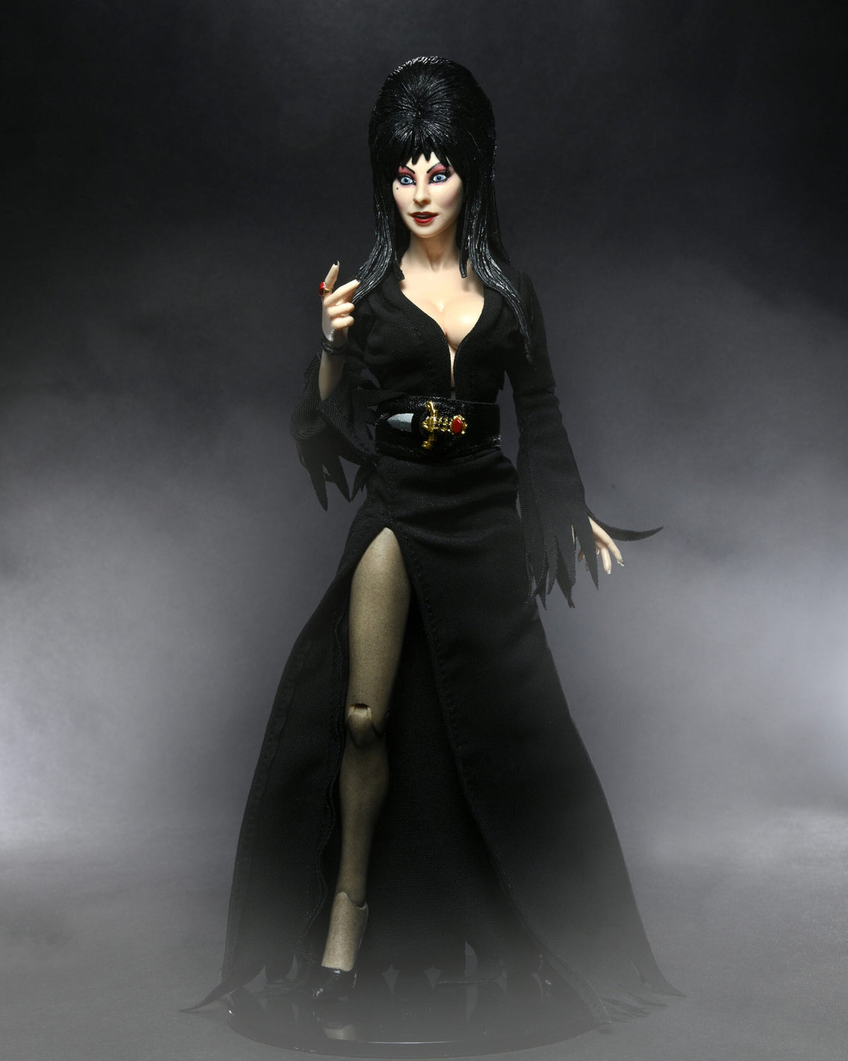 NECA Elvira, Mistress of the Dark – 8? Clothed Action Figure – Elvira
