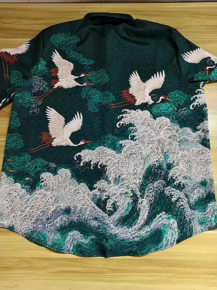 Embossed Flying Crane and Wave Printing Casual Short Sleeved Shirt